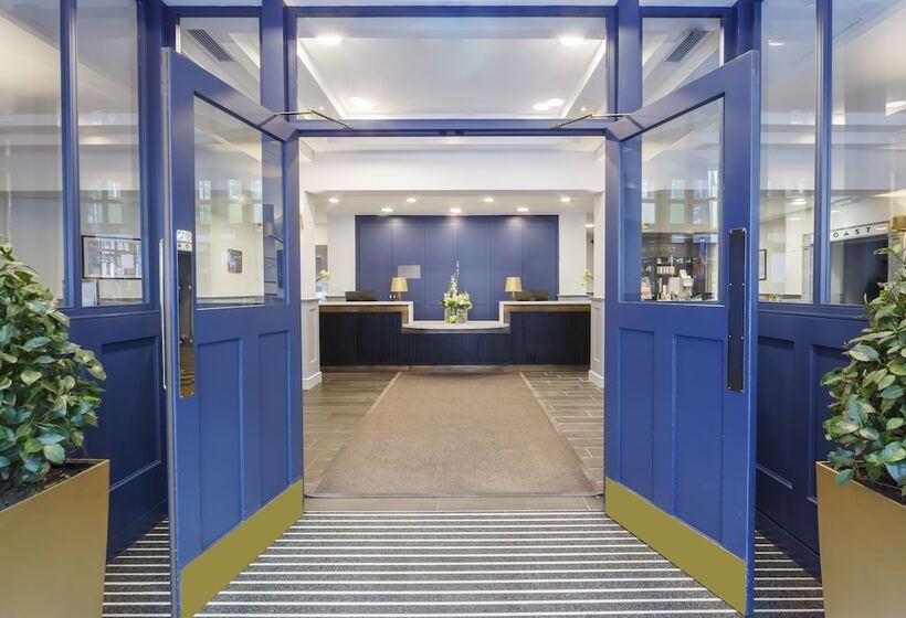 בית מלון כפרי Temple Bar