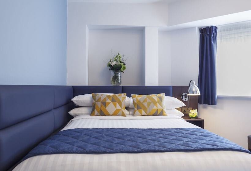 בית מלון כפרי Temple Bar