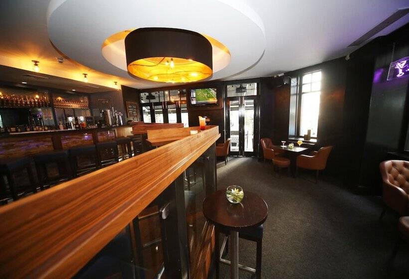 בית מלון כפרי Temple Bar