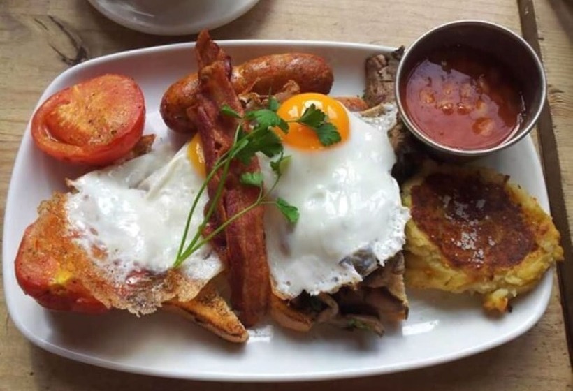 酒店 The Angel Posting House & Livery