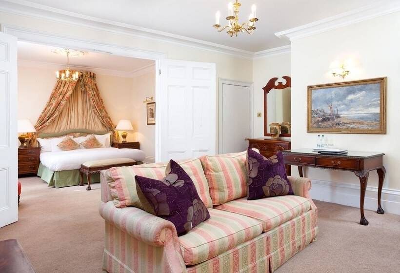 酒店 The Angel Posting House & Livery