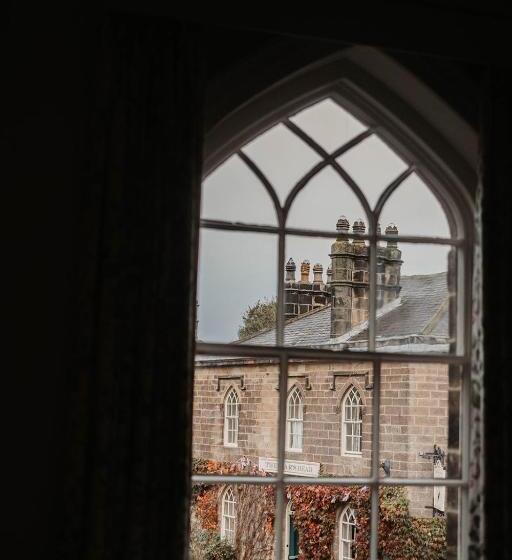 Отель The Boar's Head