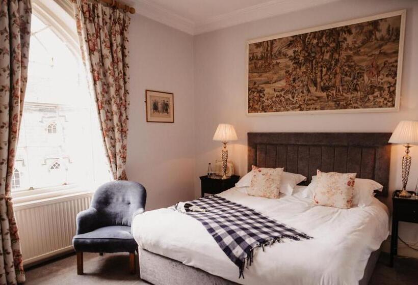 Отель The Boar's Head