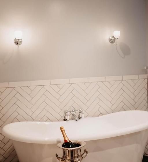 Отель The Boar's Head