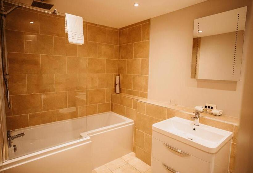 Отель The Boar's Head