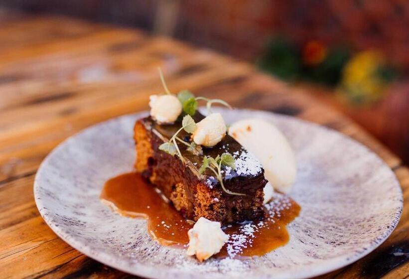 ホテル The Cricketers Arms