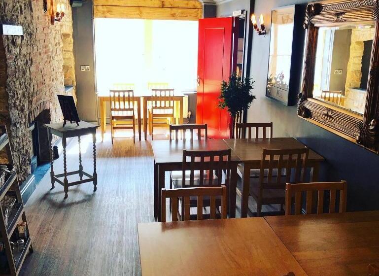 בית מלון כפרי The First Hurdle Guest House