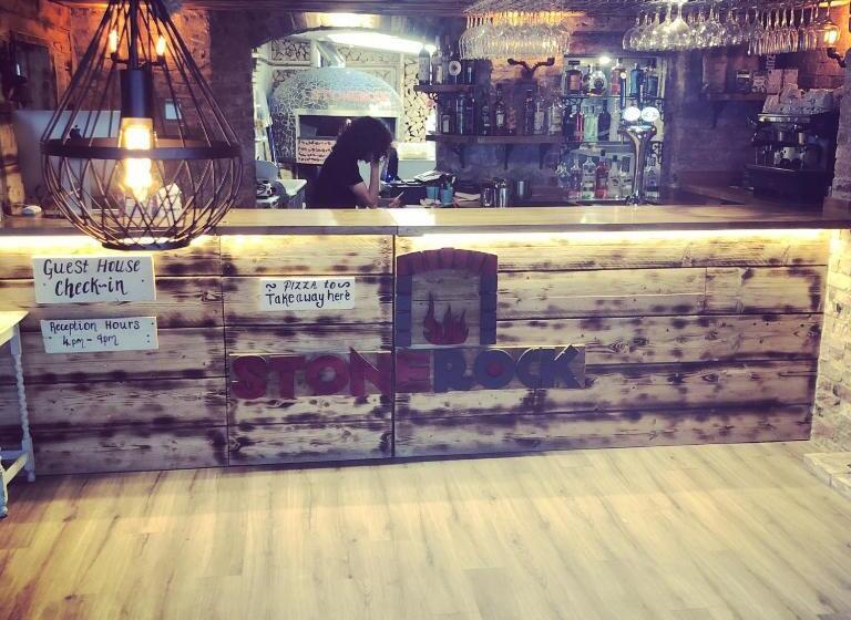 בית מלון כפרי The First Hurdle Guest House