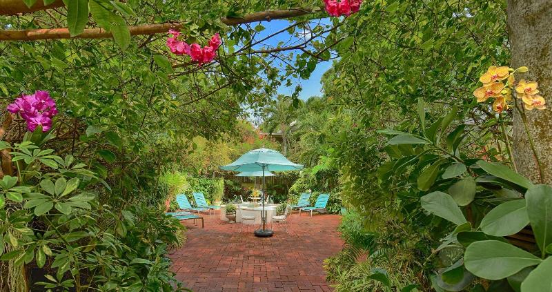 בית מלון כפרי The Gardens