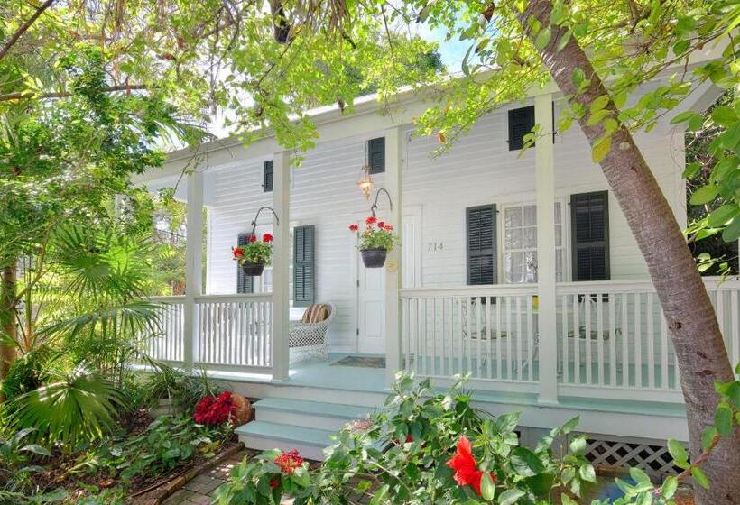 בית מלון כפרי The Gardens