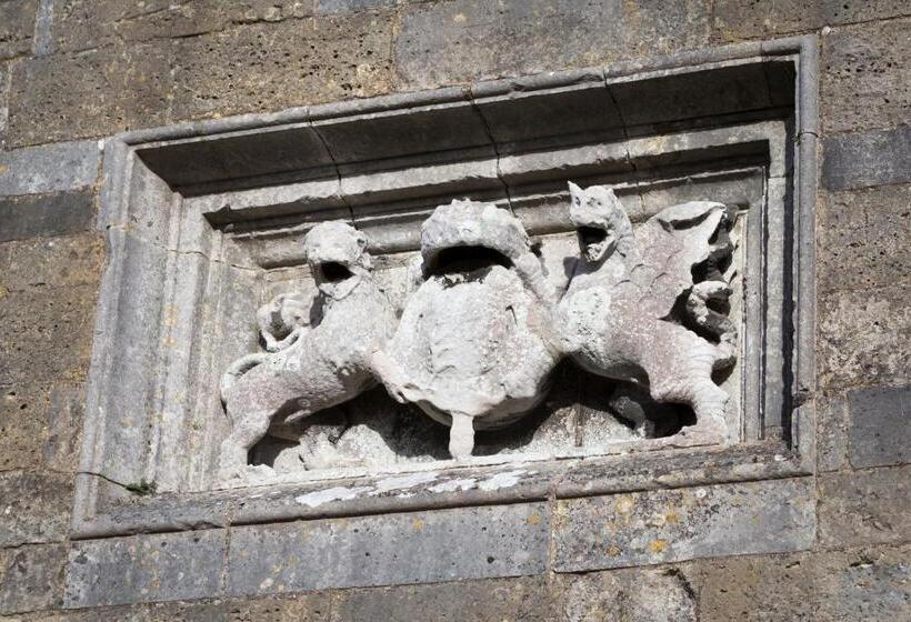 The George Hotel And Beach Club