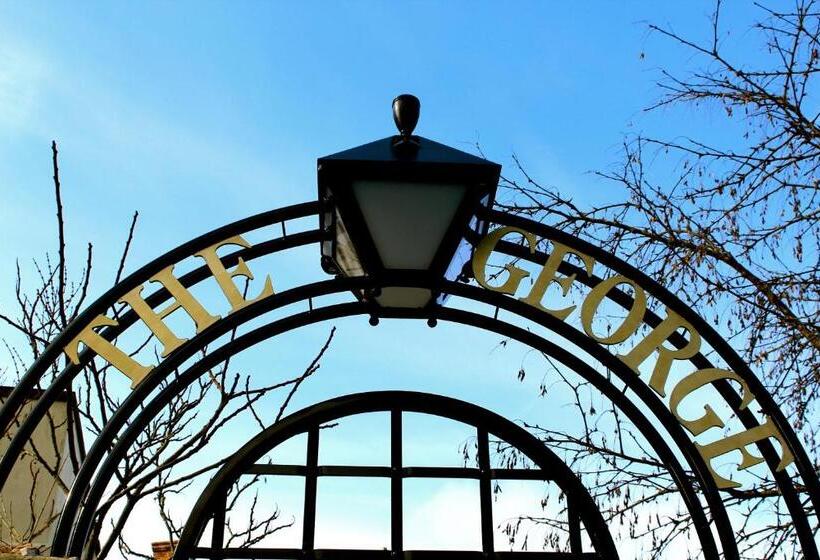 The George Hotel And Beach Club