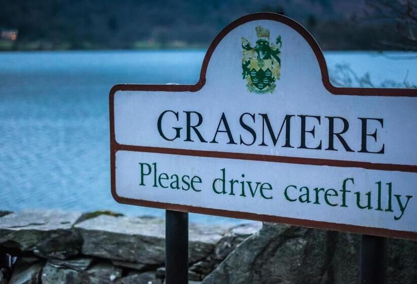 בית מלון כפרי The Grand At Grasmere