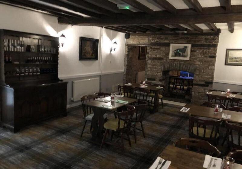 فندق The Griffin Llyswen