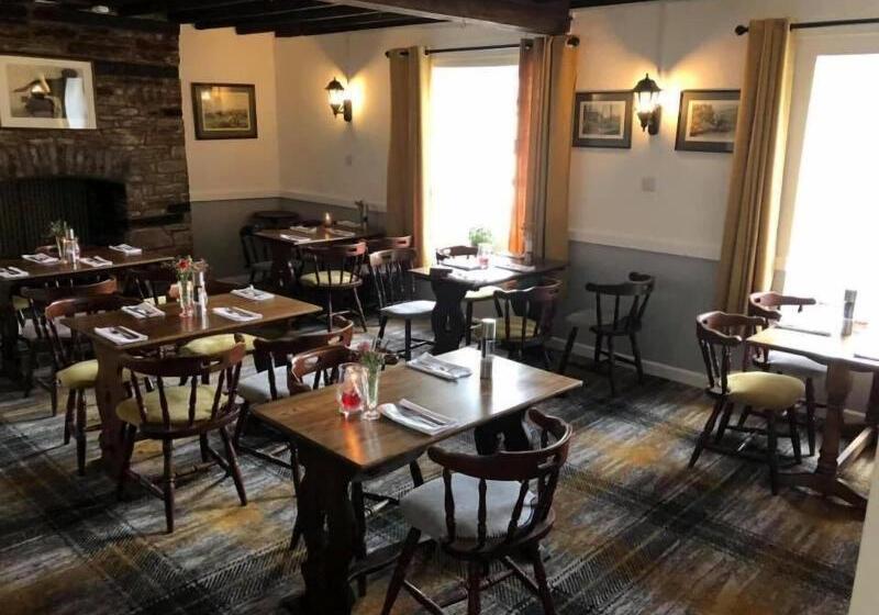 فندق The Griffin Llyswen