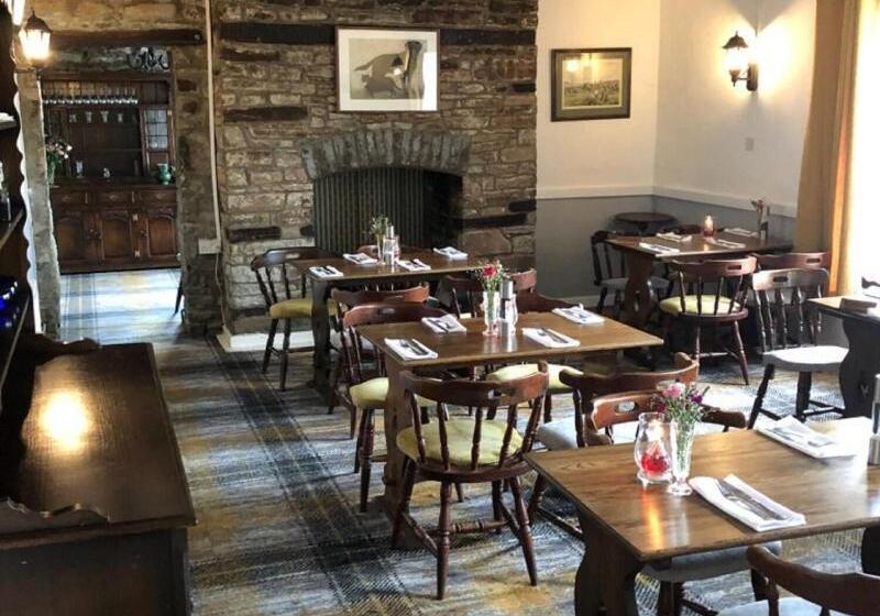 فندق The Griffin Llyswen