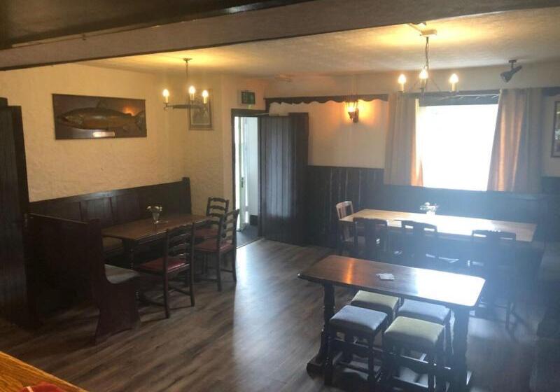 فندق The Griffin Llyswen