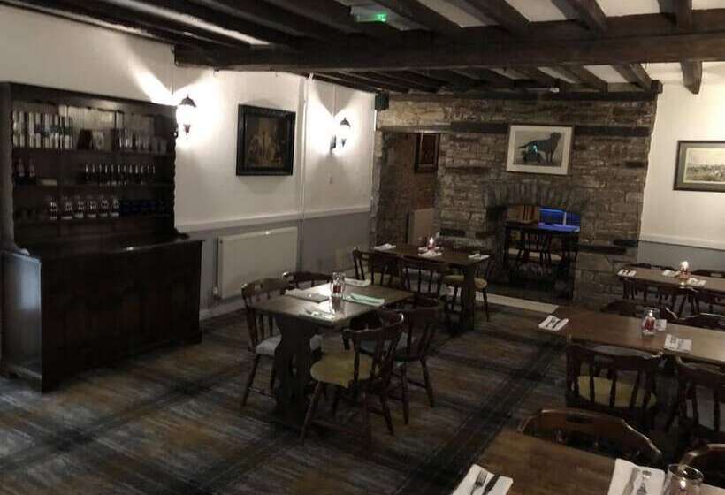 فندق The Griffin Llyswen