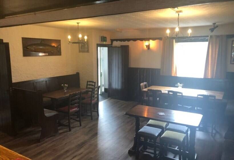 فندق The Griffin Llyswen