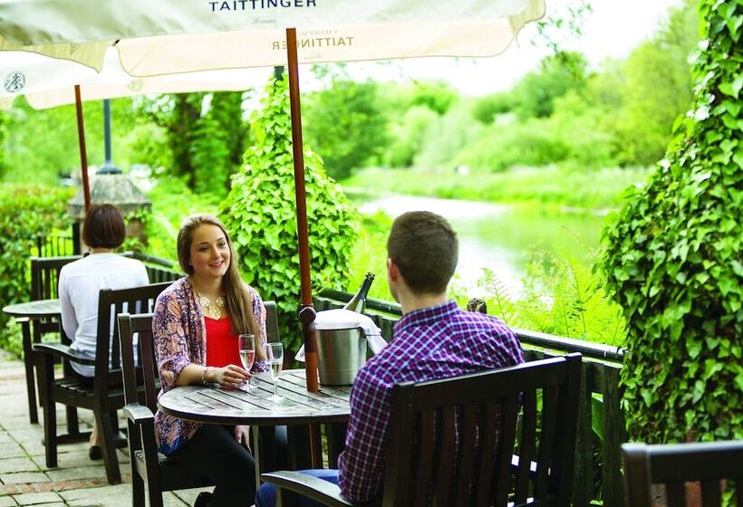 Отель The Kingfisher