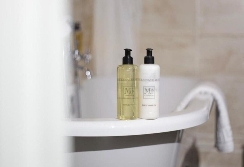 호텔 The Knife & Cleaver