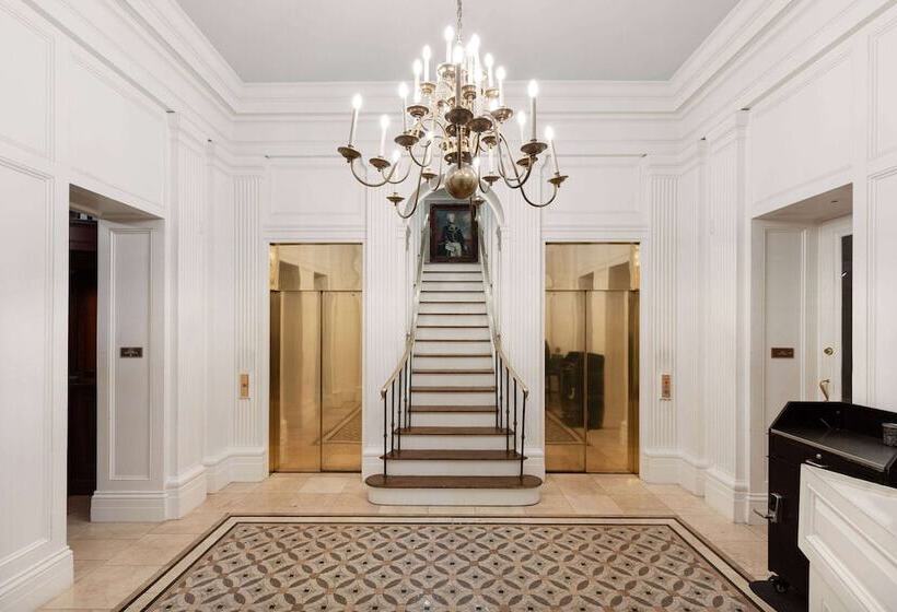 هتل The Lafayette New Orleans By Kasa