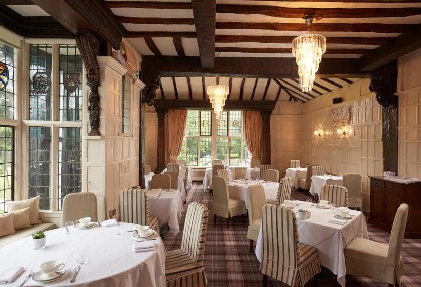 Отель The Manor Elstree