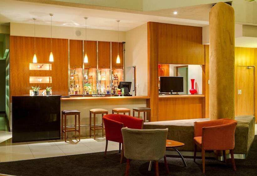 בית מלון כפרי The Oasis