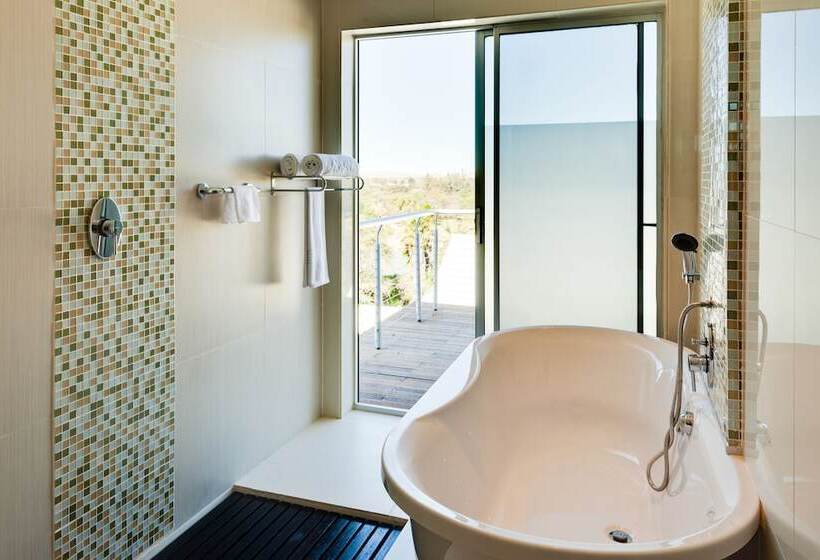 בית מלון כפרי The Oasis