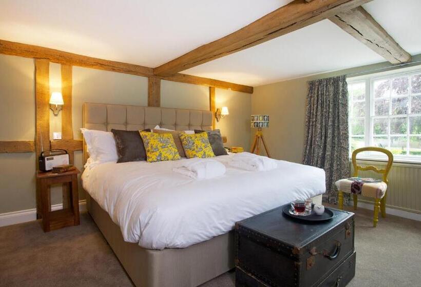 فندق The Queen's Inn