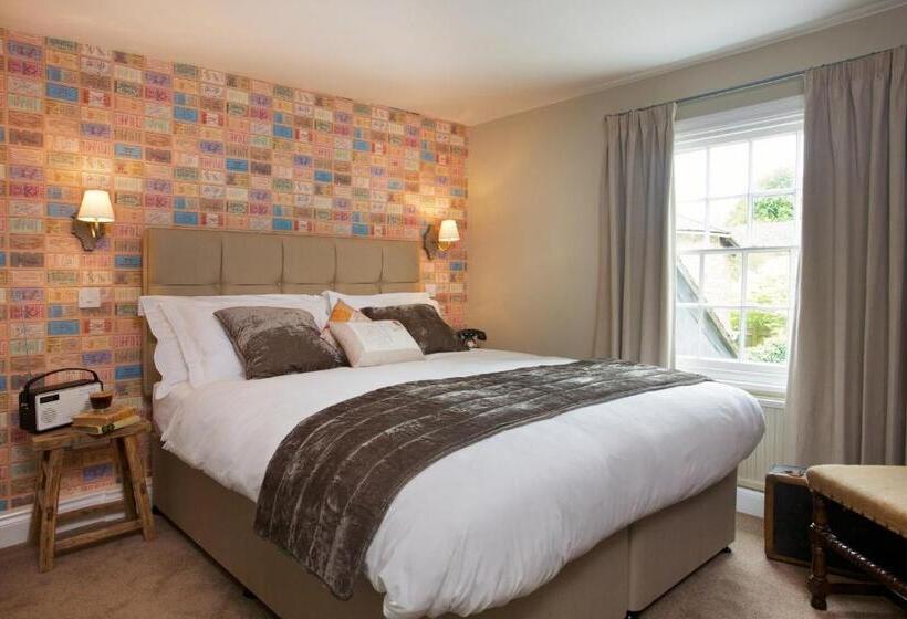 فندق The Queen's Inn