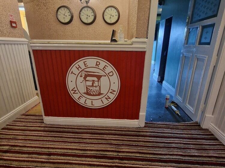 ホテル The Redwell Inn