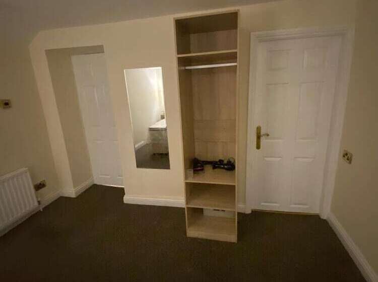 ホテル The Redwell Inn