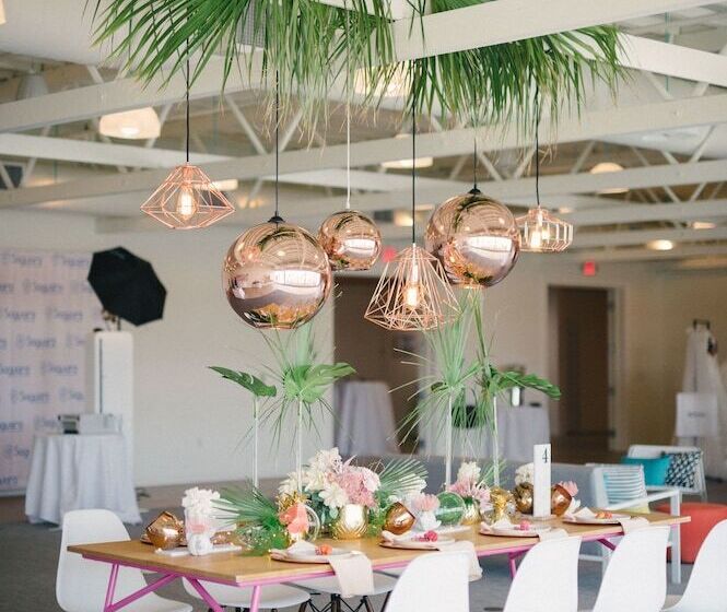 Отель The Saguaro Palm Springs