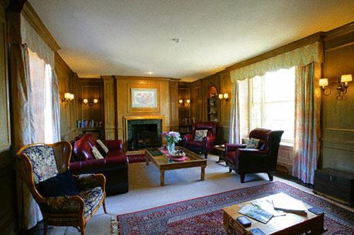 ホテル The Three Cocks Coaching Inn