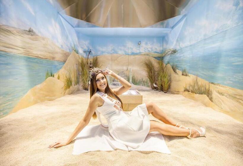 호텔 Three Horseshoes Country Inn