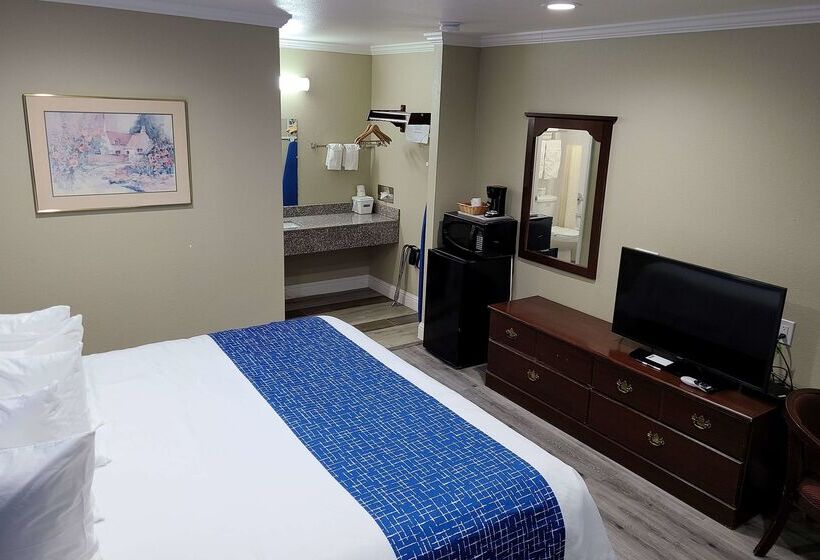 فندق Travelodge By Wyndham Clearlake