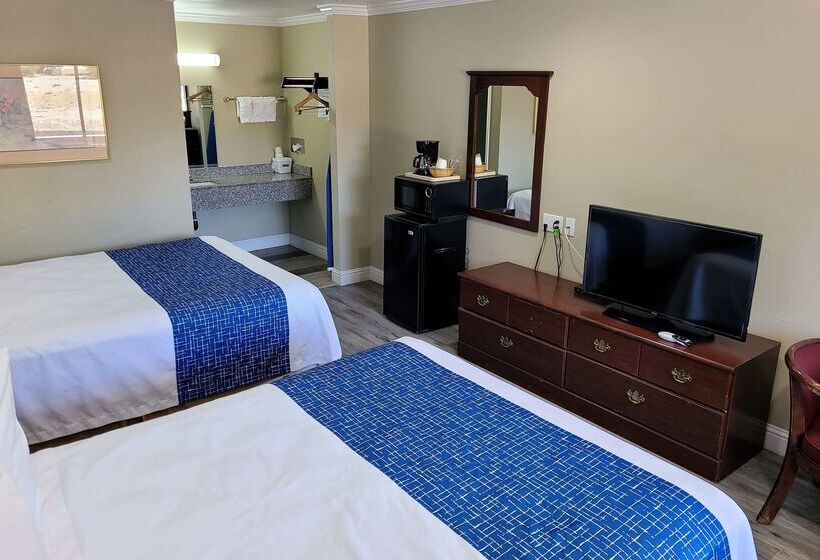 فندق Travelodge By Wyndham Clearlake
