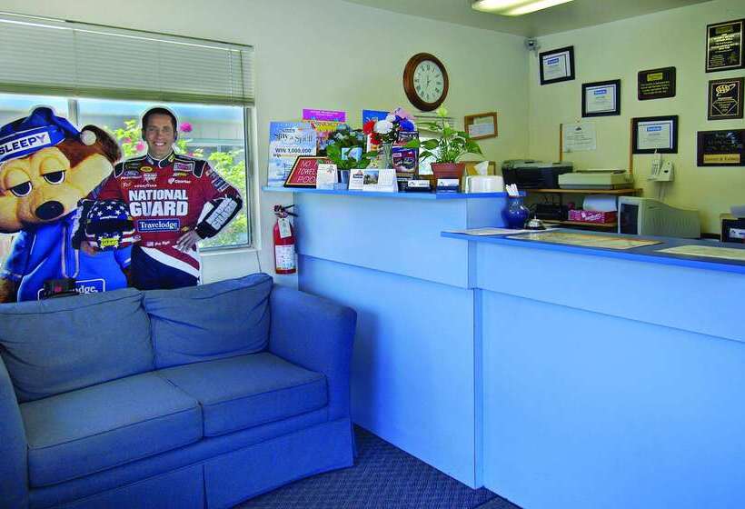 فندق Travelodge By Wyndham Clearlake