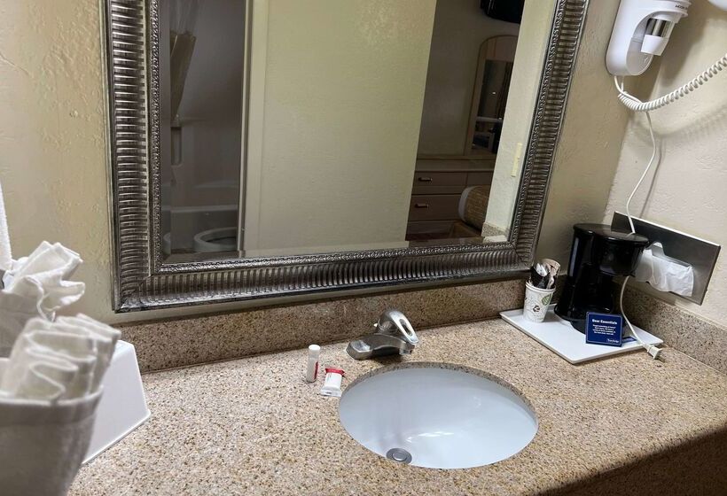 فندق Travelodge By Wyndham Holbrook