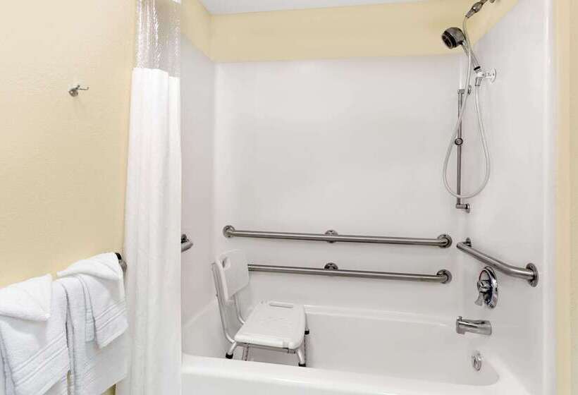 فندق Travelodge By Wyndham Perry National Fairgrounds Area I 75