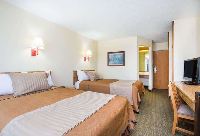 فندق Travelodge By Wyndham Perry National Fairgrounds Area I 75