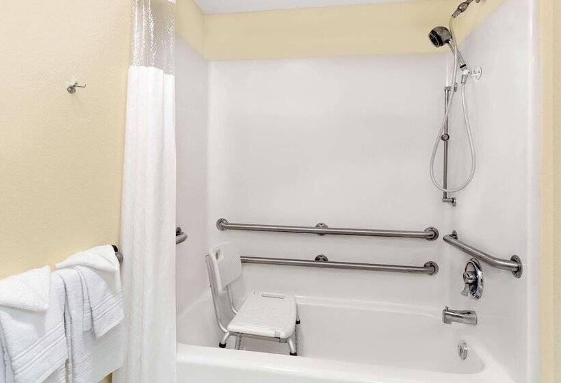 فندق Travelodge By Wyndham Perry National Fairgrounds Area I 75