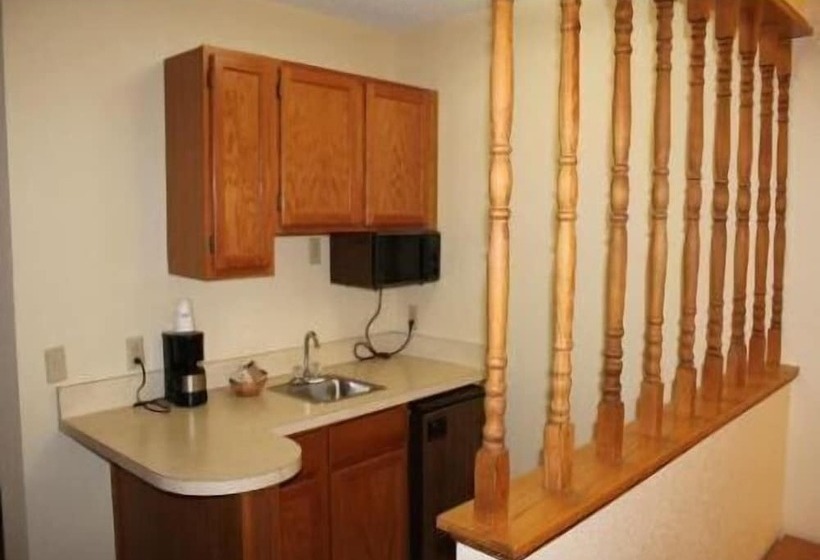 فندق Travelodge By Wyndham Perry National Fairgrounds Area I 75