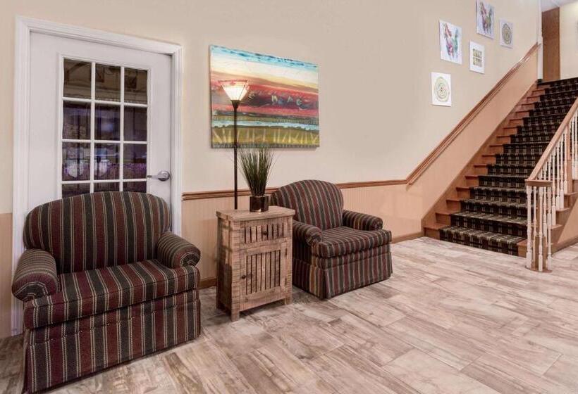 فندق Travelodge By Wyndham Perry National Fairgrounds Area I 75