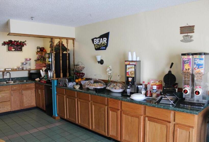 فندق Travelodge By Wyndham Perry National Fairgrounds Area I 75