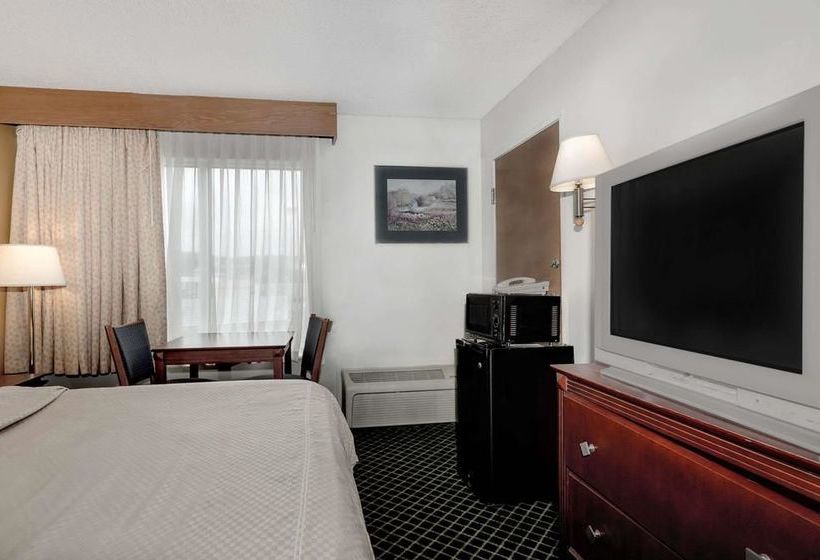 ホテル Travelodge By Wyndham Pelham Birmingham