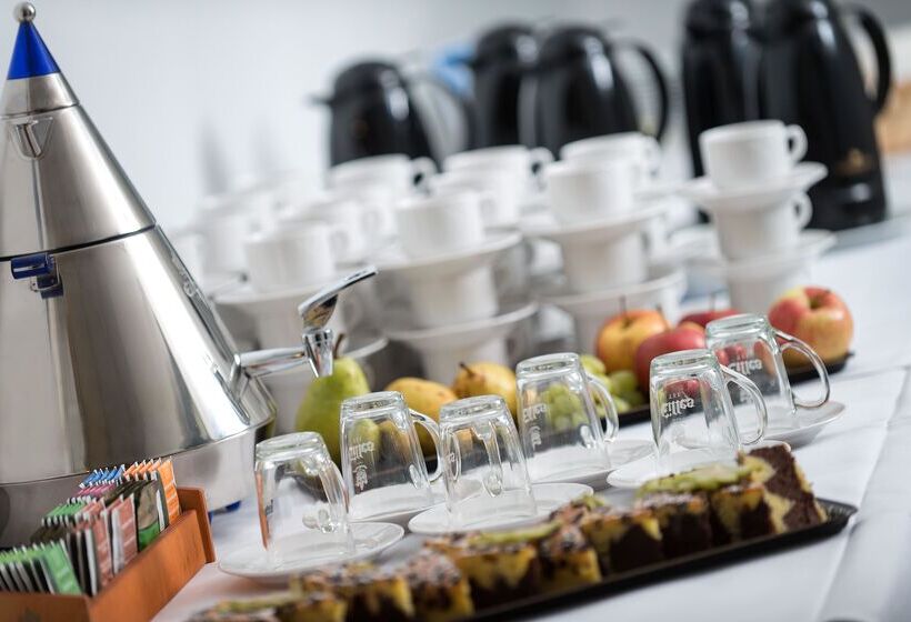 酒店 Good Morning + Bad Oldesloe