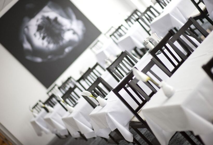 酒店 Good Morning + Bad Oldesloe