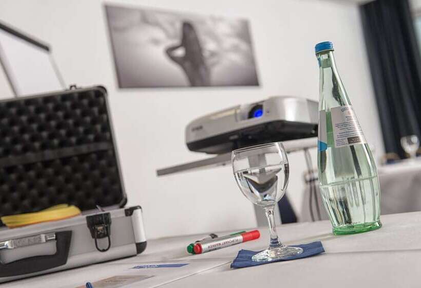 酒店 Good Morning + Bad Oldesloe